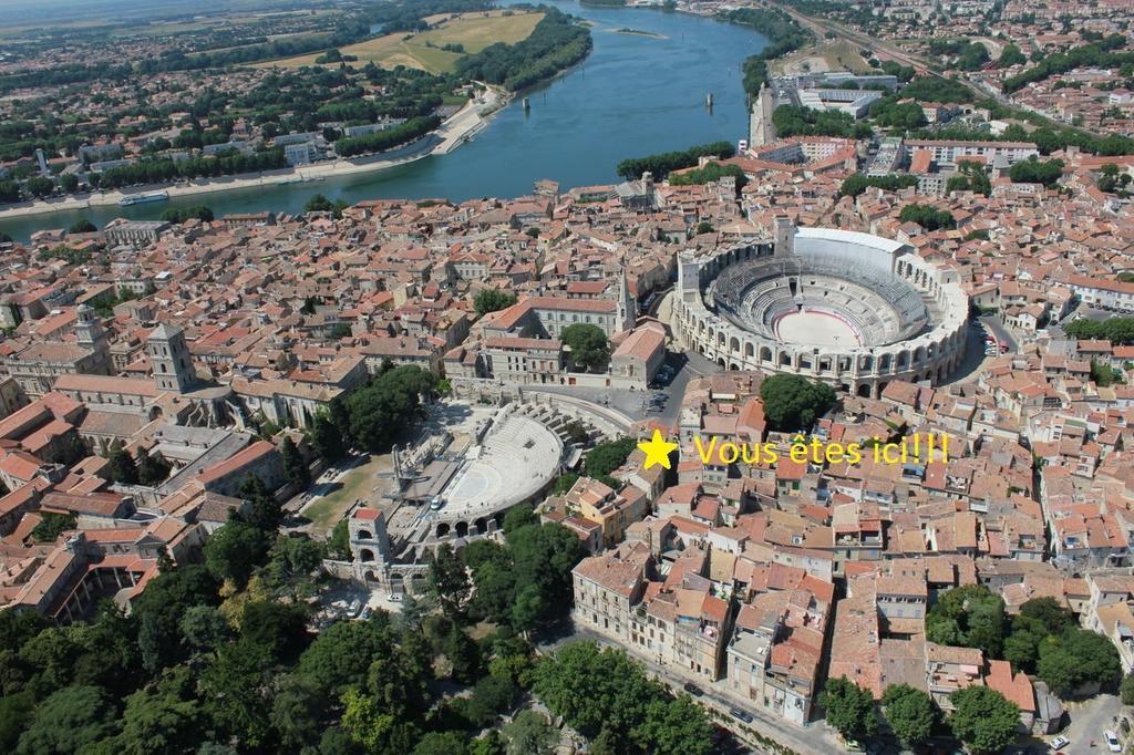 Апартаменти Le Nid Des Arenes Арль Номер фото